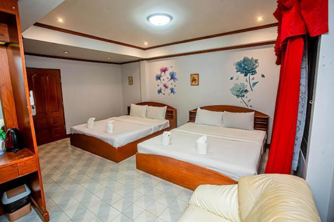 Break Point Hotel Patong Экстерьер фото