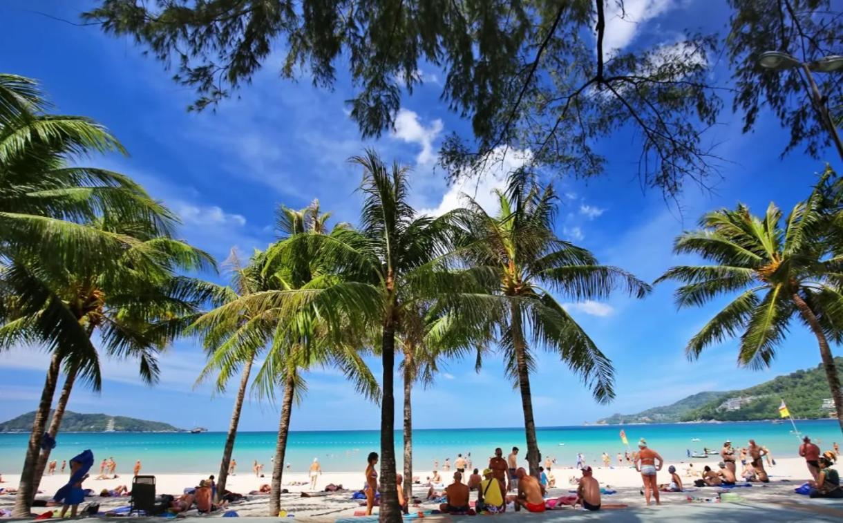 Break Point Hotel Patong Экстерьер фото