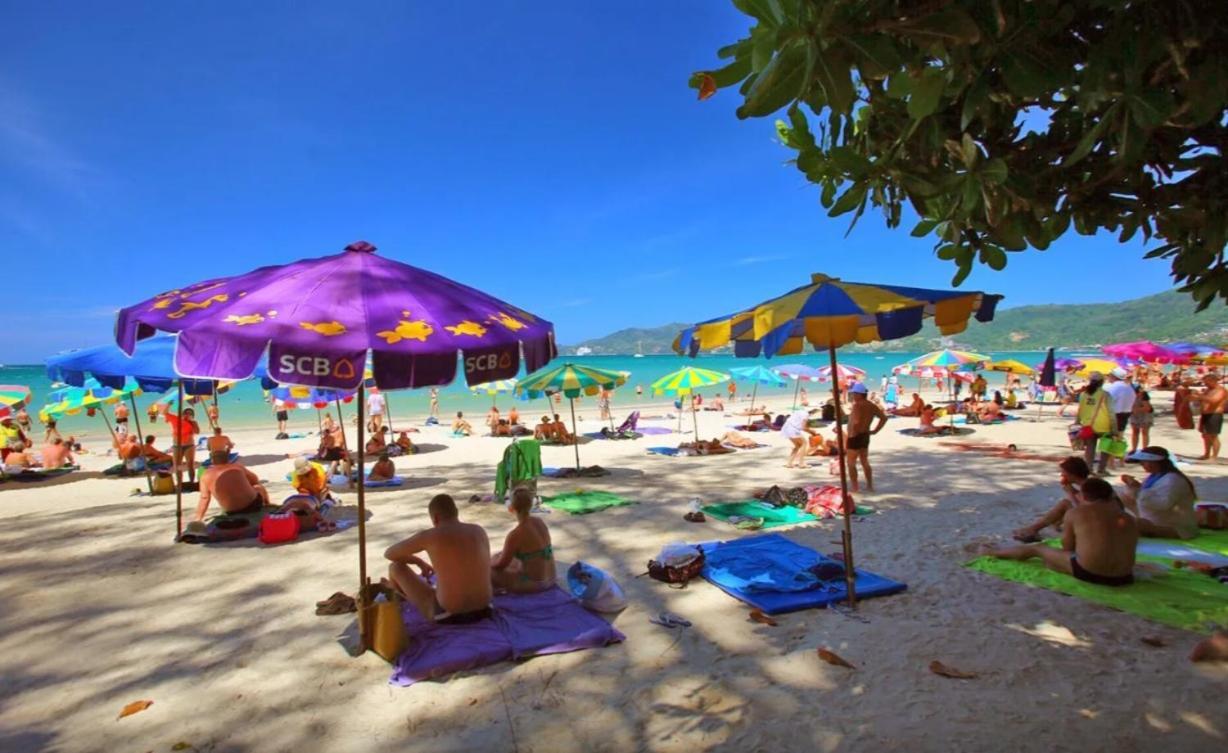 Break Point Hotel Patong Экстерьер фото