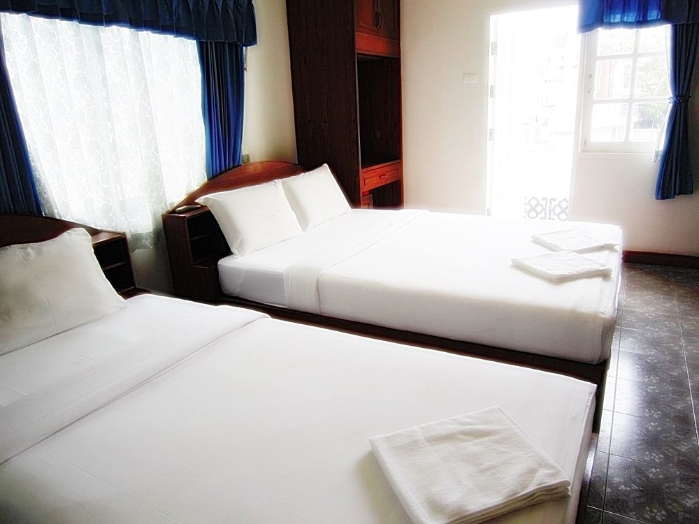 Break Point Hotel Patong Экстерьер фото